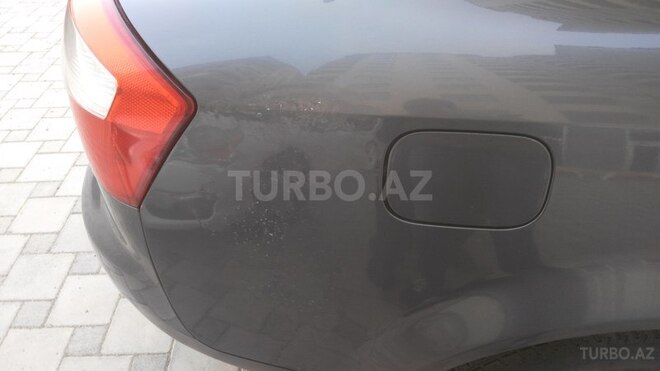 Audi A4 2003, 318,000 km - 1.8 l - Bakı