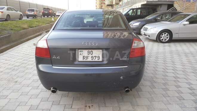 Audi A4 2003, 318,000 km - 1.8 l - Bakı