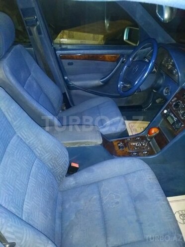 Mercedes C 200 1999, 260,000 km - 2.0 л - Göyçay