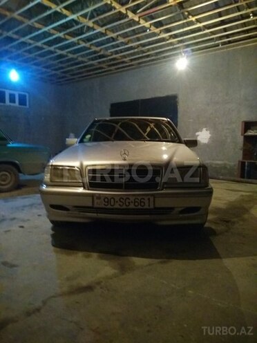 Mercedes C 200 1999, 260,000 km - 2.0 л - Göyçay