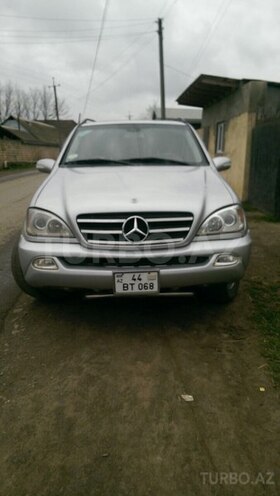 Mercedes ML 320 2002, 230,000 km - 3.2 l - Masallı