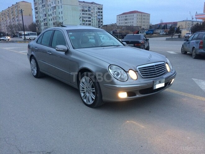 Mercedes E 320 2003, 218,000 km - 3.2 l - Sumqayıt