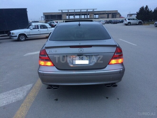 Mercedes E 320 2003, 218,000 km - 3.2 l - Sumqayıt