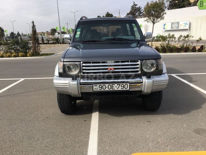 Mitsubishi Pajero 1993, 160,000 km - 2.5 l - Bakı