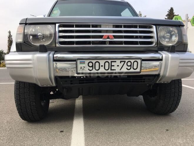 Mitsubishi Pajero 1993, 160,000 km - 2.5 l - Bakı