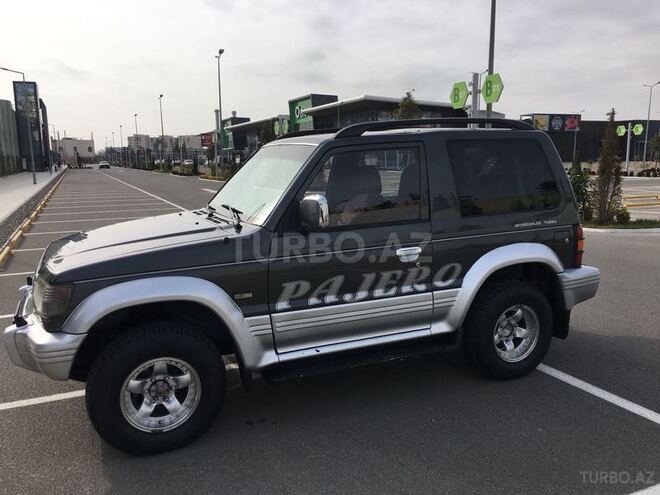 Mitsubishi Pajero 1993, 160,000 km - 2.5 l - Bakı