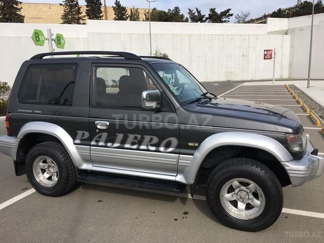 Mitsubishi Pajero 1993, 160,000 km - 2.5 l - Bakı