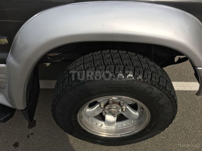Mitsubishi Pajero 1993, 160,000 km - 2.5 l - Bakı