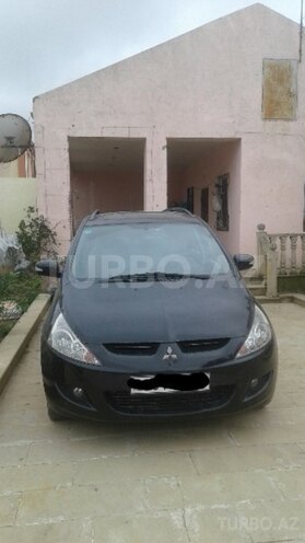 Mitsubishi Grandis 2006, 110,800 km - 2.4 l - Bakı