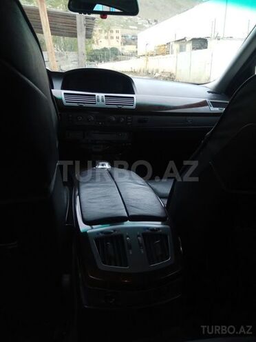 BMW 745 2002, 218,000 km - 4.4 l - Bakı