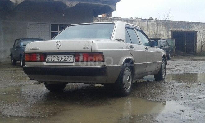 Mercedes 190 1992, 261,871 km - 2.0 l - Sabirabad