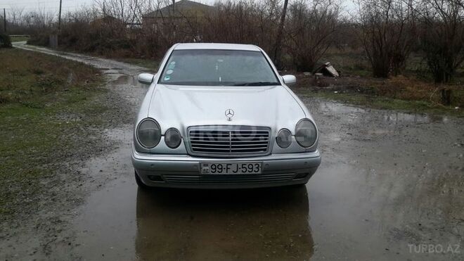 Mercedes E 200 1999, 780,000 km - 2.0 l - Bakı