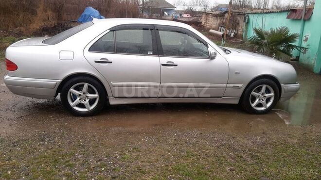 Mercedes E 200 1999, 780,000 km - 2.0 l - Bakı