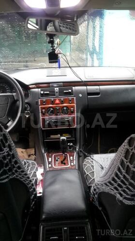 Mercedes E 200 1999, 780,000 km - 2.0 l - Bakı