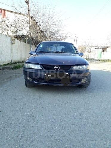 Opel Vectra 1996, 285,000 km - 1.8 l - Sumqayıt