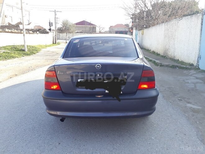 Opel Vectra 1996, 285,000 km - 1.8 l - Sumqayıt