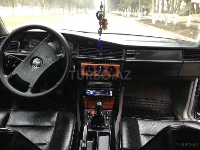 Mercedes 190 1990, 252,000 km - 2.0 l - Sumqayıt
