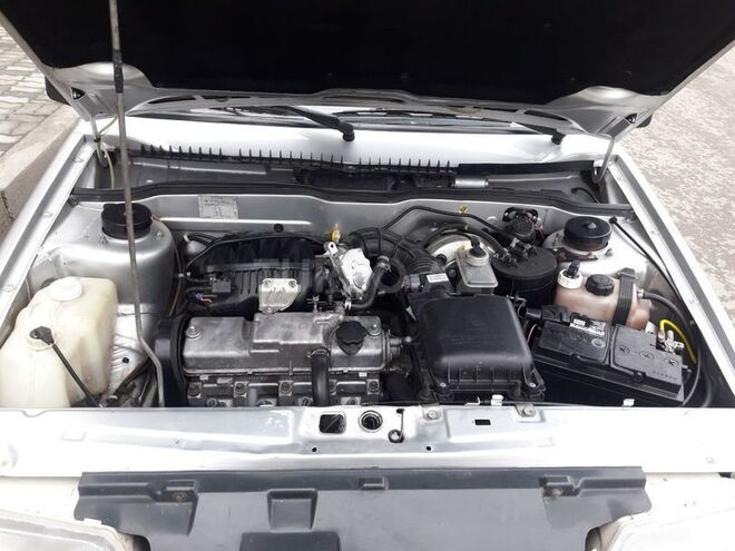 LADA (VAZ) 2115 2011, 93,000 km - 1.6 l - Gəncə