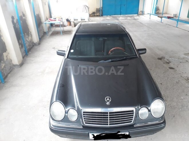 Mercedes E 320 1997, 271,245 km - 3.2 l - Beyləqan