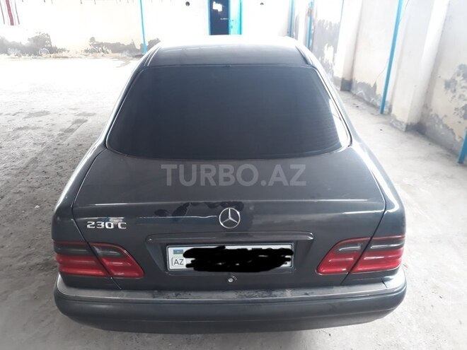 Mercedes E 320 1997, 271,245 km - 3.2 l - Beyləqan