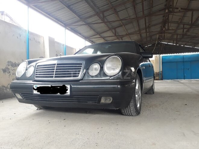 Mercedes E 320 1997, 271,245 km - 3.2 l - Beyləqan