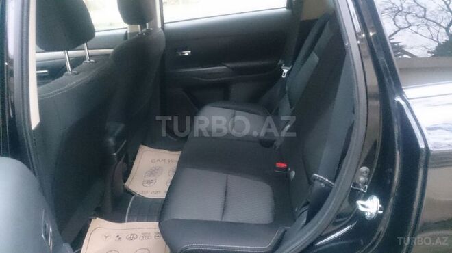 Mitsubishi Outlander 2015, 33,000 km - 2.4 л - Bakı