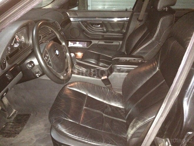 BMW 740 2000, 200,000 km - 4.4 l - Bakı
