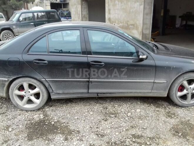 Mercedes C 240 2001, 270,000 km - 2.6 l - Bakı