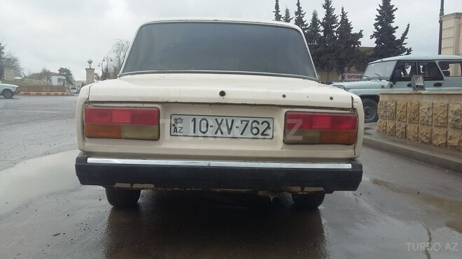 LADA (VAZ) 2107 1996, 154,200 km - 1.5 л - Salyan