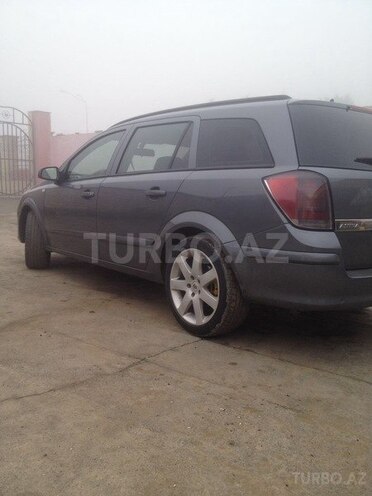 Opel Astra 2005, 290,000 km - 1.7 l - Gəncə