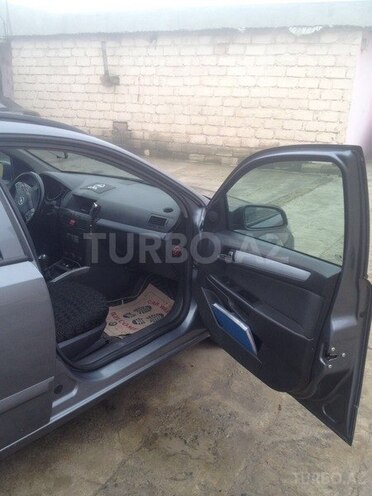 Opel Astra 2005, 290,000 km - 1.7 l - Gəncə