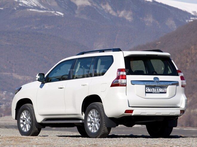 Toyota Prado 2015, 3,800 km - 7.5 l - Bakı