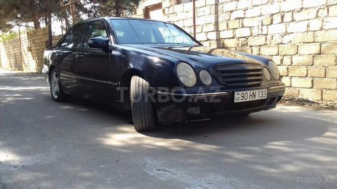 Mercedes E 240 2000, 305,000 km - 2.6 л - Bakı