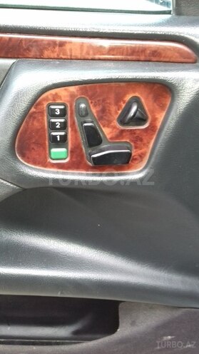 Mercedes E 240 1998, 374,278 km - 2.4 l - Şamaxı
