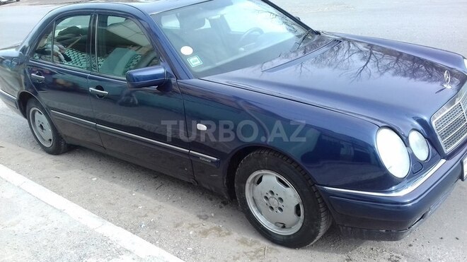 Mercedes E 230 1996, 215,382 km - 2.3 l - Bakı