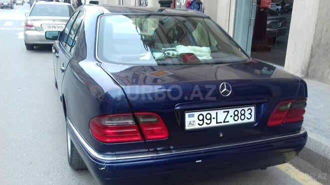 Mercedes E 230 1996, 215,382 km - 2.3 l - Bakı