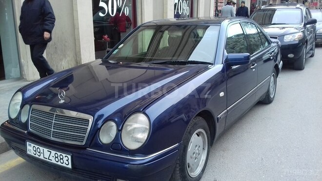 Mercedes E 230 1996, 215,382 km - 2.3 l - Bakı