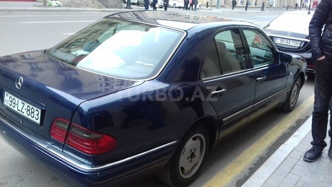 Mercedes E 230 1996, 215,382 km - 2.3 l - Bakı
