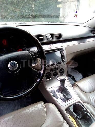 Volkswagen Passat 2005, 175,000 km - 2.0 l - Bakı