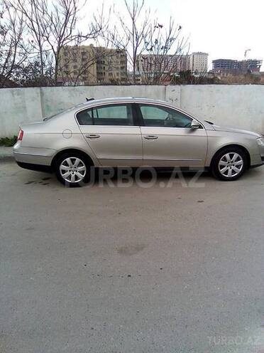 Volkswagen Passat 2005, 175,000 km - 2.0 l - Bakı