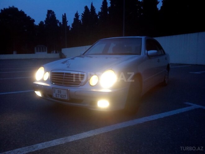 Mercedes E 240 2001, 90,500 km - 2.6 l - Sumqayıt
