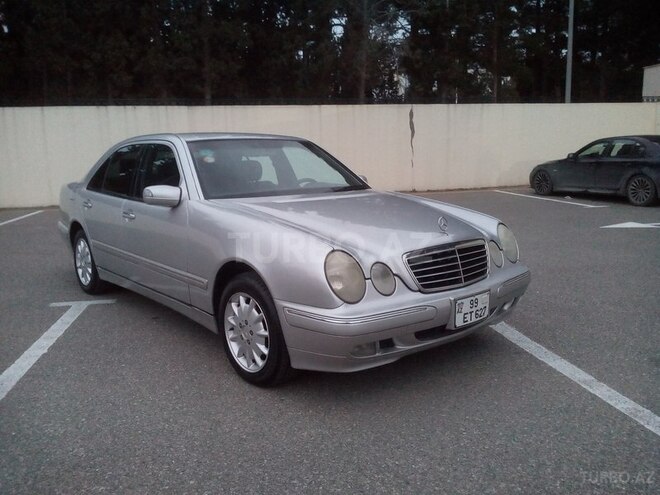 Mercedes E 240 2001, 90,500 km - 2.6 l - Sumqayıt