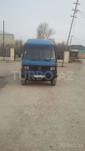 Mercedes 208 D 1995, 300,000 km - 2.3 l - Sumqayıt