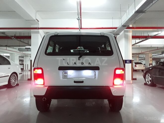 LADA (VAZ) Niva 2015, 25,000 km - 1.7 л - Bakı