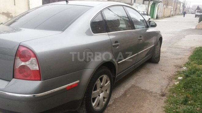 Volkswagen Passat 2004, 313,000 km - 1.8 l - Sumqayıt