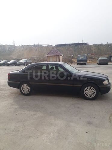 Mercedes C 180 1996, 235,000 km - 1.8 l - Bakı