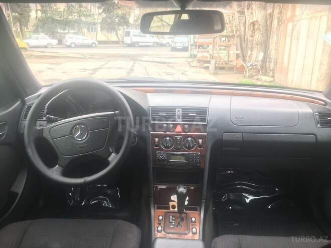 Mercedes C 200 1999, 245,000 km - 2.0 л - Bakı