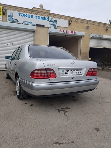Mercedes E 230 1995, 222,000 km - 2.3 l - Bərdə