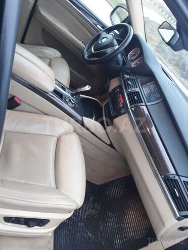 BMW X6 2011, 65,500 km - 4.4 l - Quba