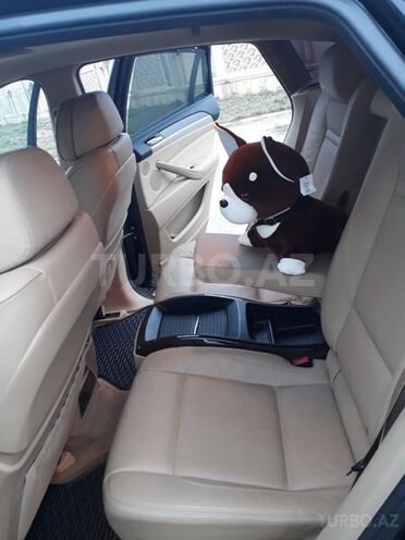 BMW X6 2011, 65,500 km - 4.4 l - Quba